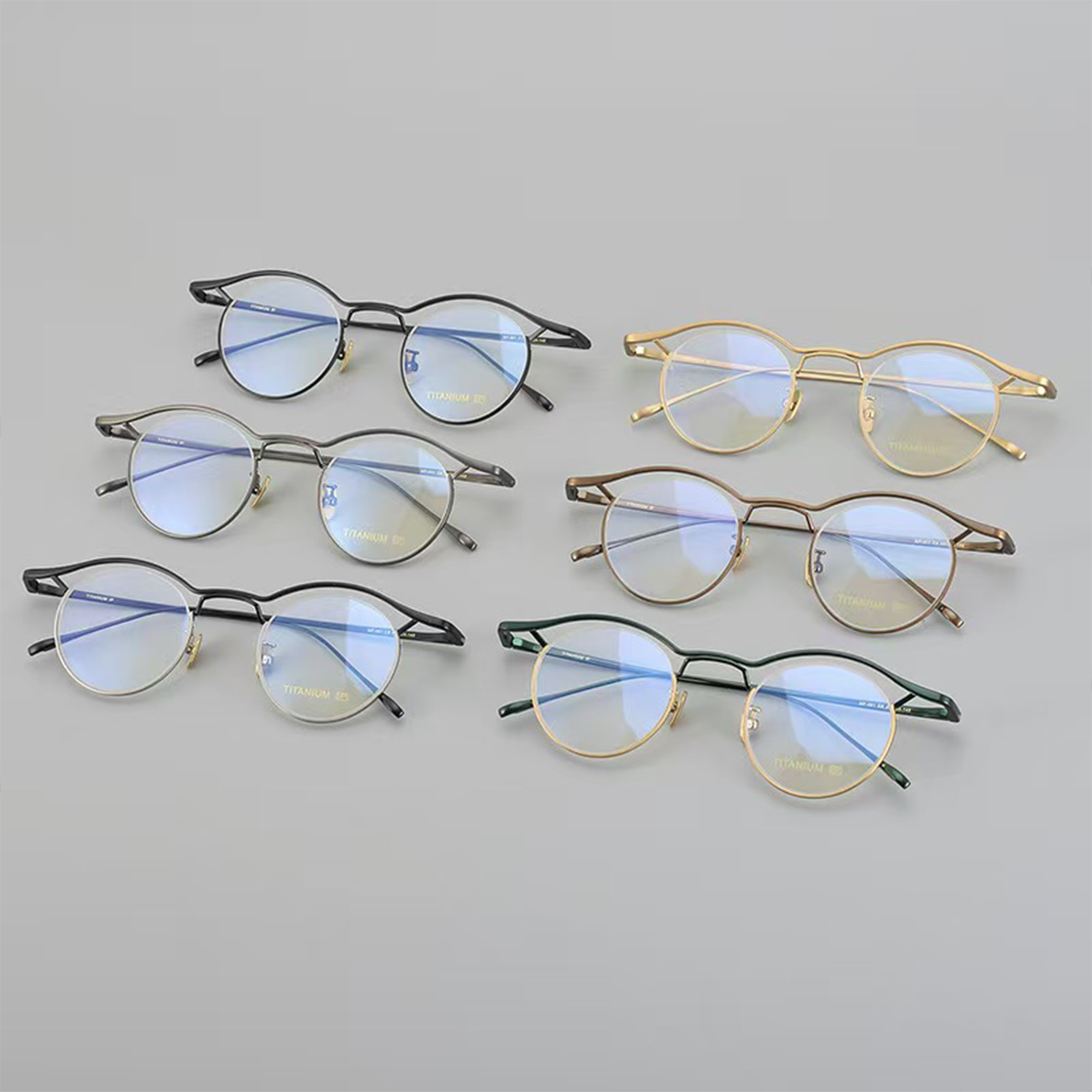 Minimalistische Retro-Brille aus reinem Titan